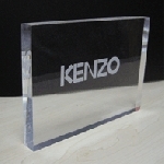 Prezenter grawerowany KENZO